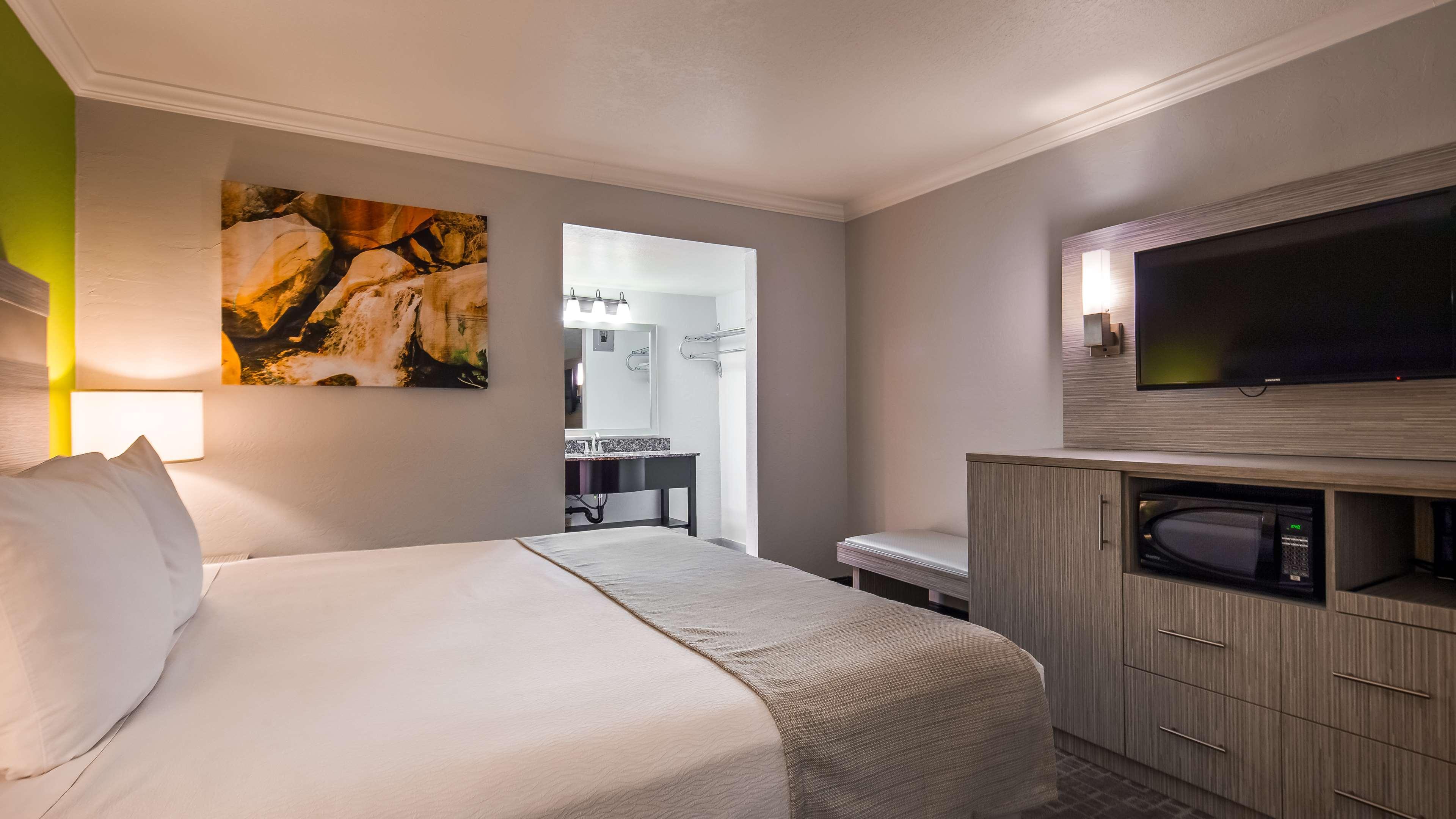 Best Western Innsuites Phoenix Hotel & Suites Exteriör bild