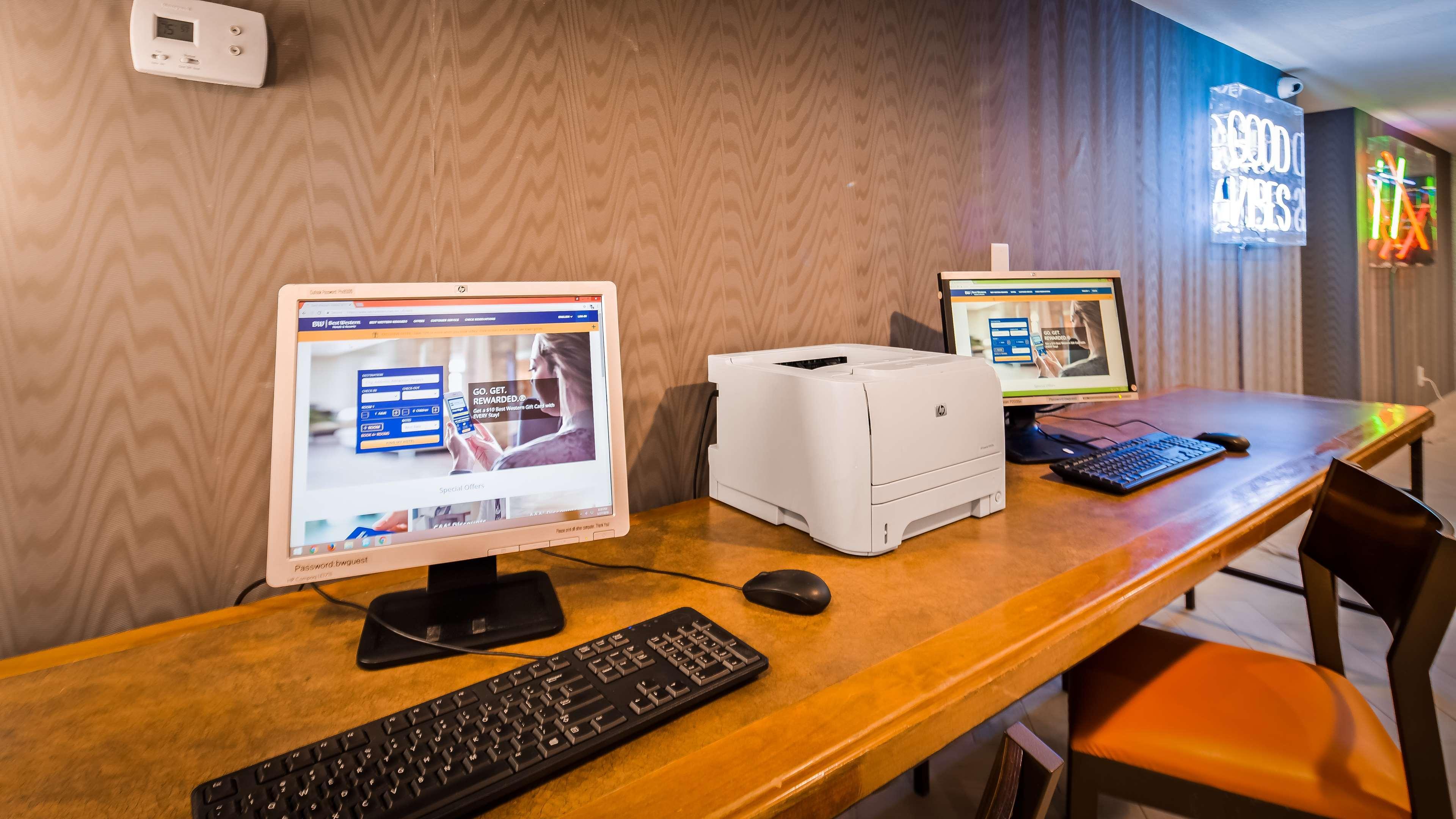 Best Western Innsuites Phoenix Hotel & Suites Exteriör bild