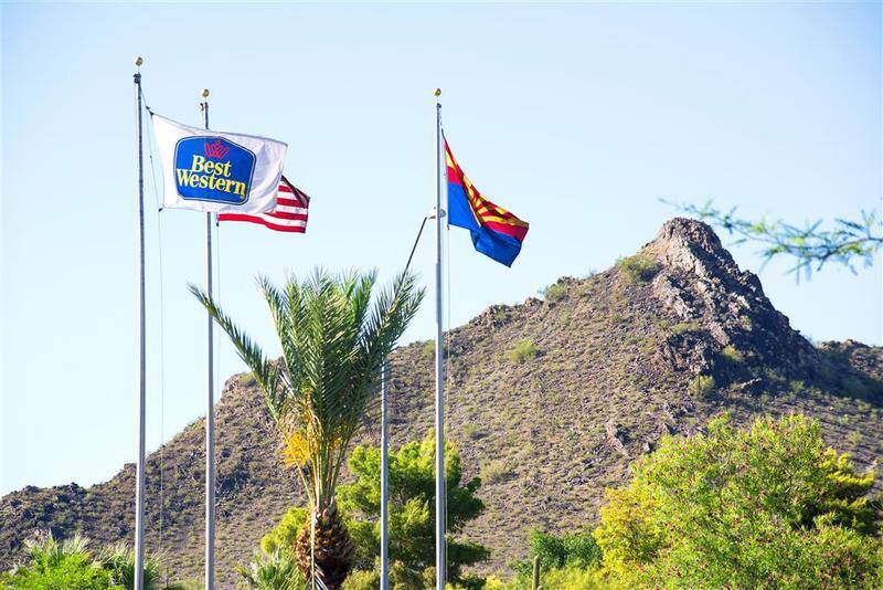 Best Western Innsuites Phoenix Hotel & Suites Exteriör bild