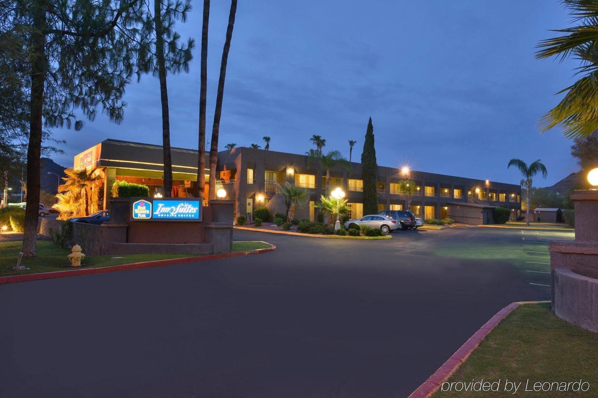 Best Western Innsuites Phoenix Hotel & Suites Exteriör bild