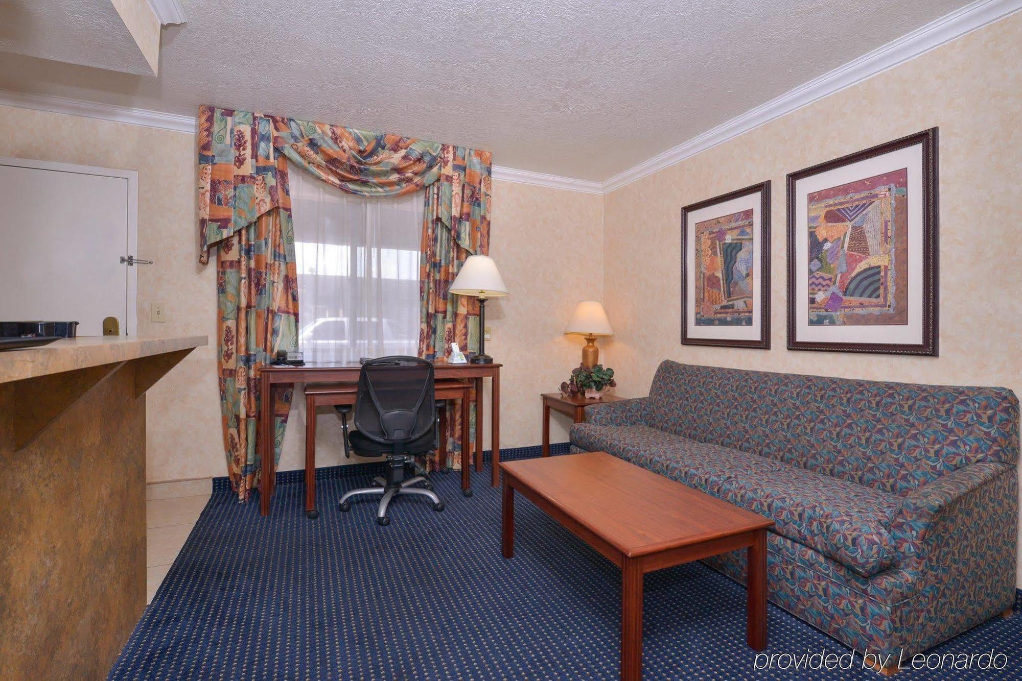 Best Western Innsuites Phoenix Hotel & Suites Exteriör bild